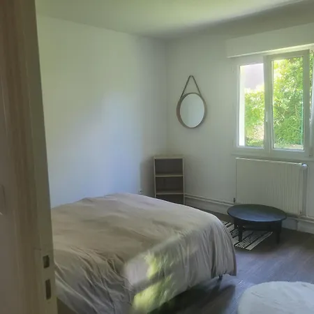 House With Garden, 4 Bedrooms * Commercy