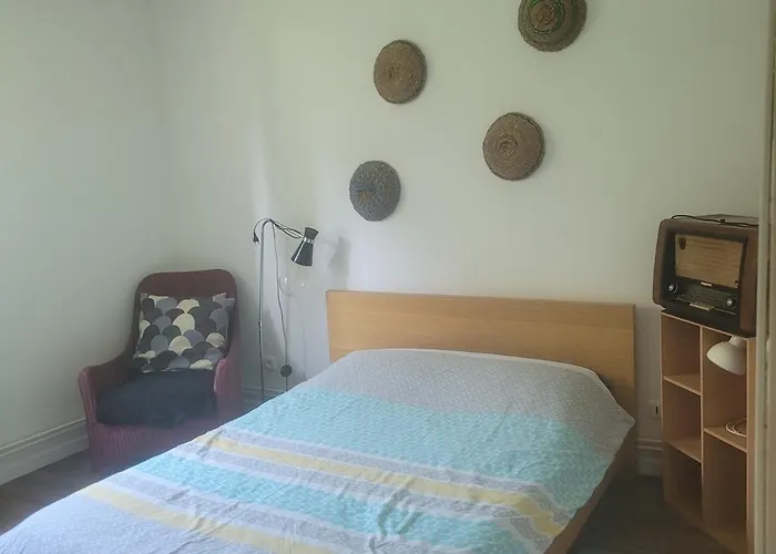 House With Garden, 4 Bedrooms * Commercy